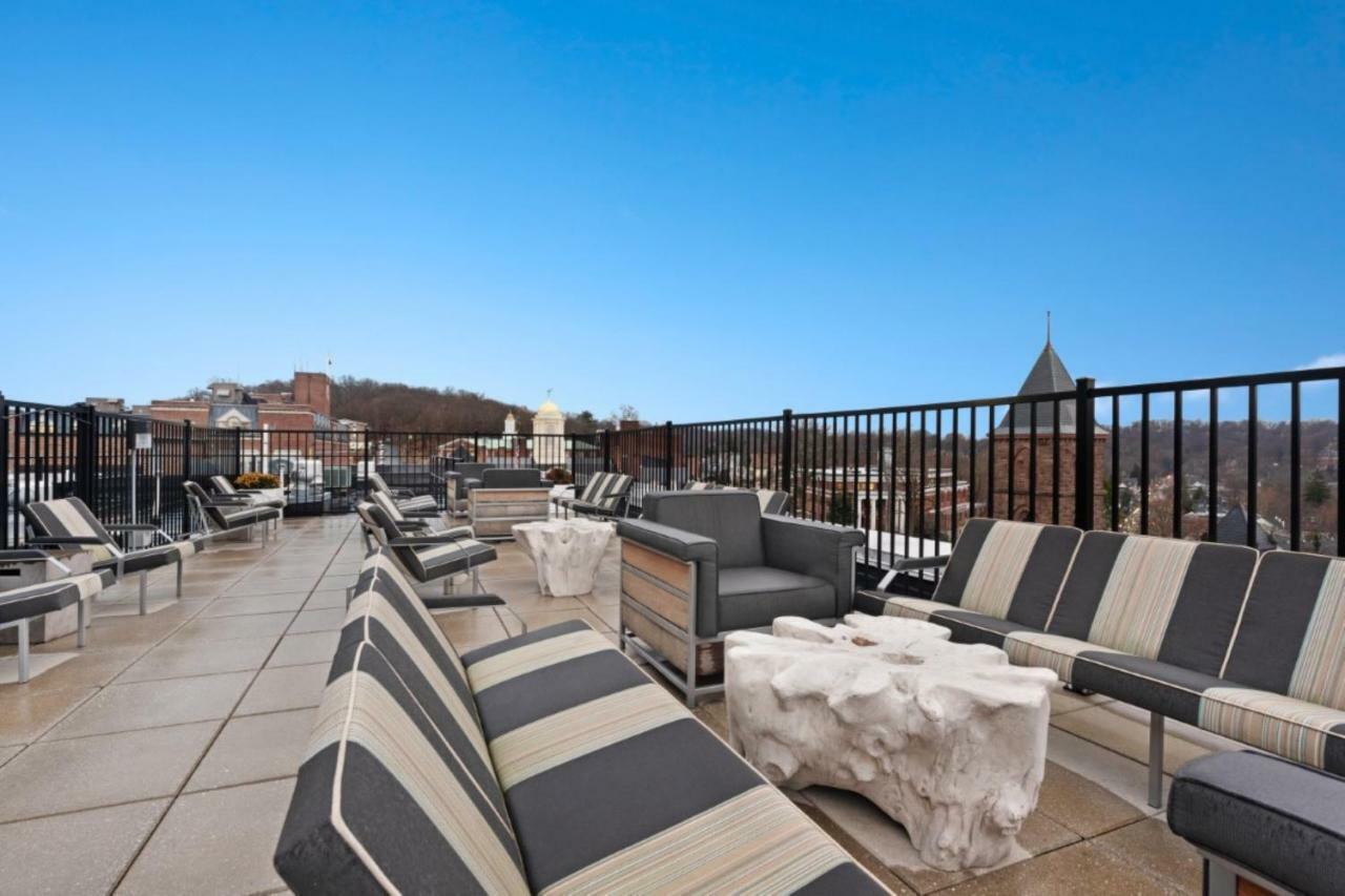 Global Luxury Suites At Monroe Morristown Exterior foto